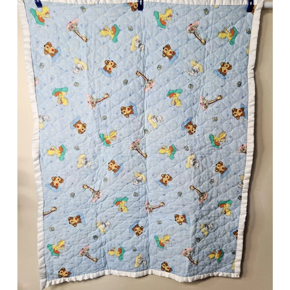 Vintage Little Suzy’s Zoo Baby Quilted Crib Blanket 35X45”- Satin Trim